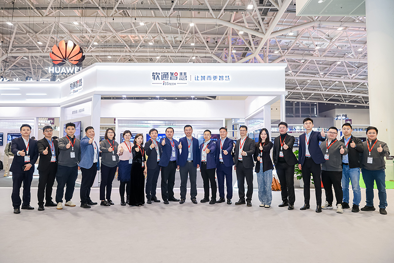 1710811474684791.jpg 0W5A8744.jpg