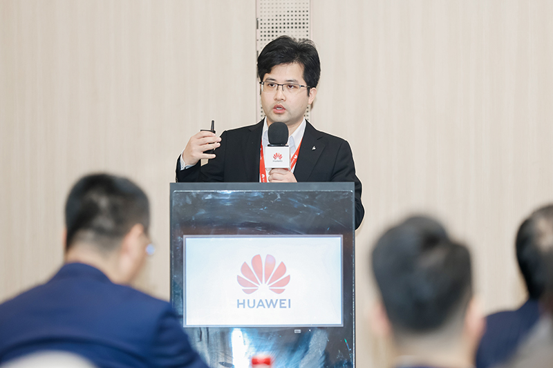 1710812126122949.jpg 0W5A9975.jpg